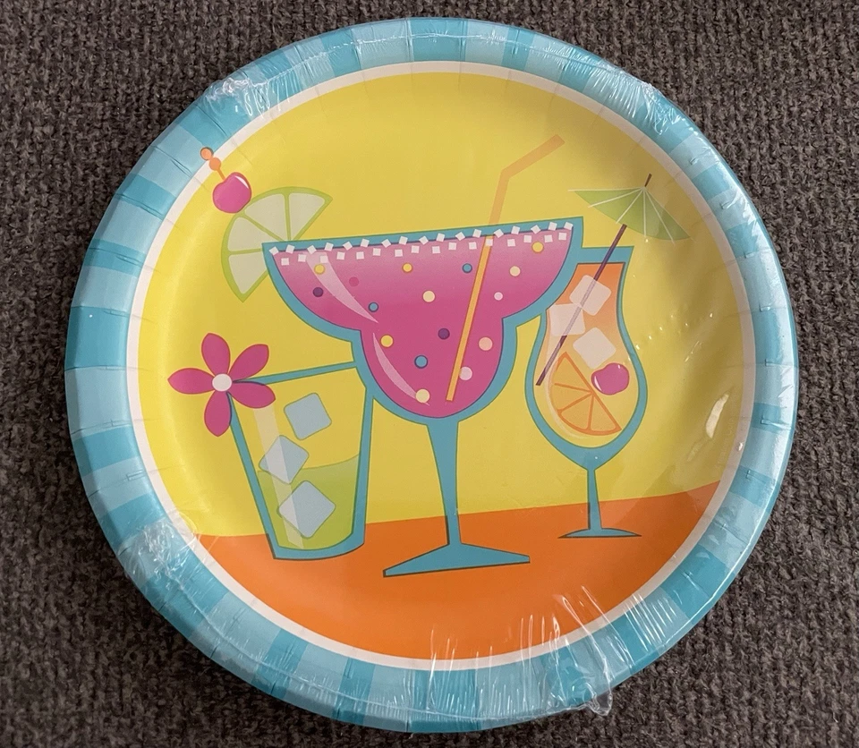 Cocktail Fun Summer Luau Tropical Drinks Theme Party Paper Dessert Plates 8 Pack - Image 3 of 4