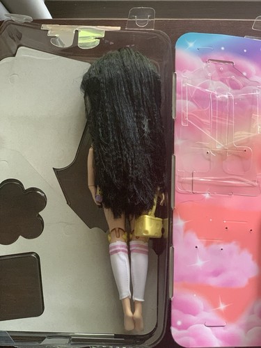 Barbie Dream Besties Skate Party Renee Fashion Doll & Accessories Posable IOB - Picture 4 of 9