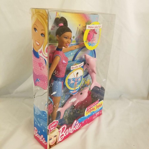 Barbie I Can Be Splash & Spin Dolphin Trainer AA Nikki Doll BNIB 2012 X9072 VHTF - Picture 2 of 11