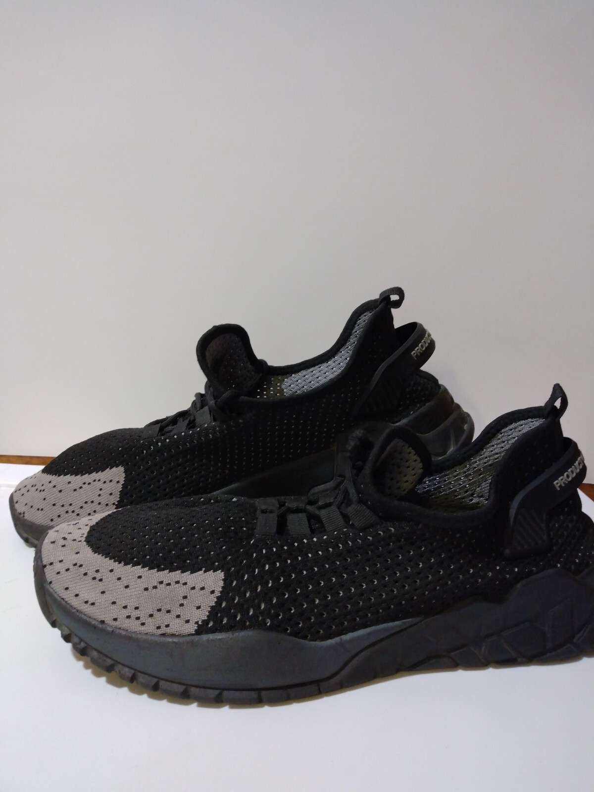 Pony Product of New York Athletic Training Ridge Maglia scarpe PRO nere. Taglia 10 5