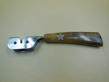VINTAGE GAS ADVERTISING BAKELITE KNIFE SHARPENER / STAR OIL, CHAMPLIN, MINNESOTA