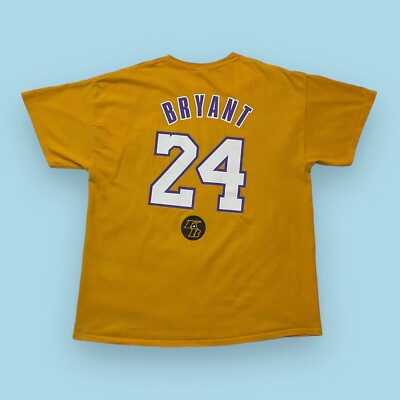 レア　Kobe Bryant Tシャツ 8番 24番 GILDAN レア Kobe Bryant Tシャツ 8番 24番 GILDAN - メルカリ