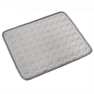 Tapis de refroidissement pour chiens d'été Lit froid extra grand pour les petits grands chiens Pet Accessori