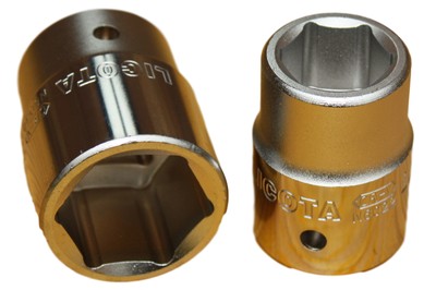Licota 1/2''-Steck-Nuss Einsatz für Knarre Ratsche 6pt SW 17mm Cr-V