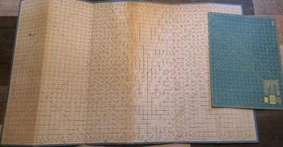 OLFA 24x18 Rotary Cutting Mat RM-SG + Large Dritz Craft Cutting Mat Lot