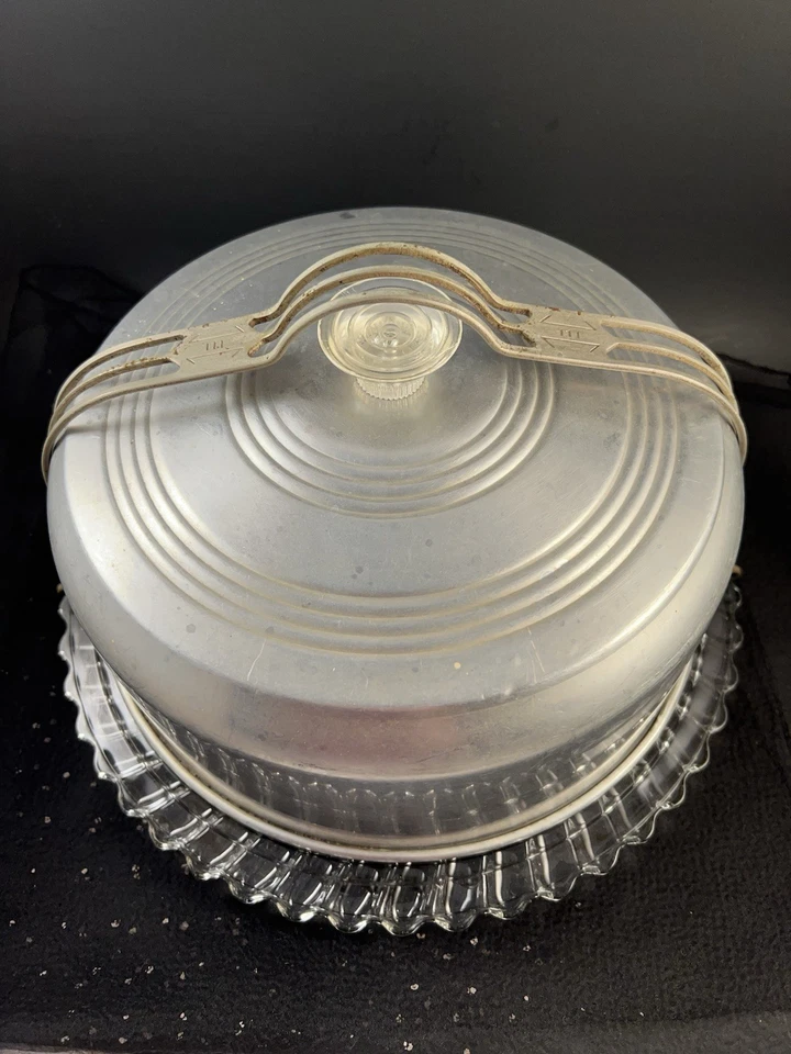 Plato de pastel de vidrio con patas vintage, cubierta de pastel con cúpula, soporte de transporte años 50 Foto 2 de 4