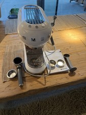 Smeg ECF01WHUK White Coffee Machine