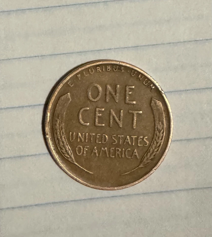 1942 And 1972 Pennies No Mint Mark In Same Spot ￼1942 Is A Wheat Penny Other Not - Image 2 of 4