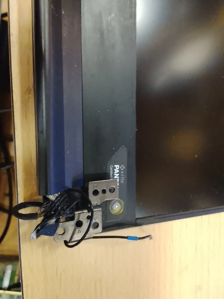 Complet Original Dalle Ecran Plasturgie Complet Gigabyte Aero 15 144Hz LCD - Photo 4/4