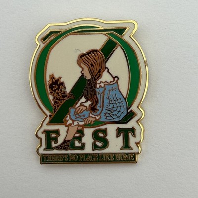 Wizard Of OZ Convention Fest No Place Like Home Pin Pinback #66255