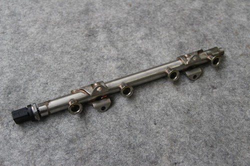 Audi VW Kraftstoffverteiler 04E133320D Leitung Drucksensor 1.4 TFSI Benzin 170km