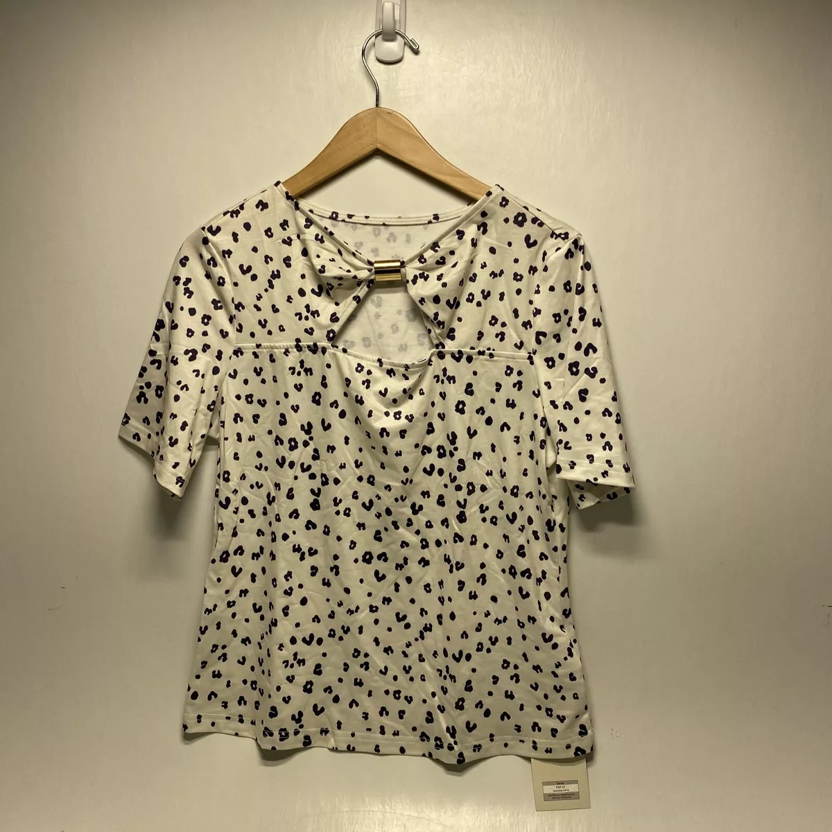 White top cheap size 22
