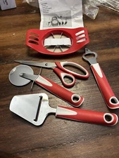 5 piece kitchen set apple corer, scissors, pizza + cheese cutter, bottle opener