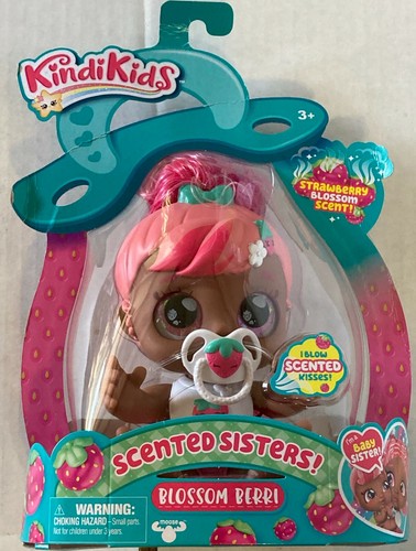 Muñeca Kindi Kids Perfumed Sisters FLOR BERRI 6,5 - Imagen 3 de 6