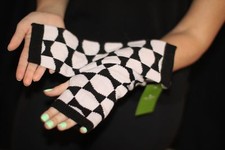 New Kate Spade Signature Bow Knit Arm Warmers Black/White One Size Fits Most