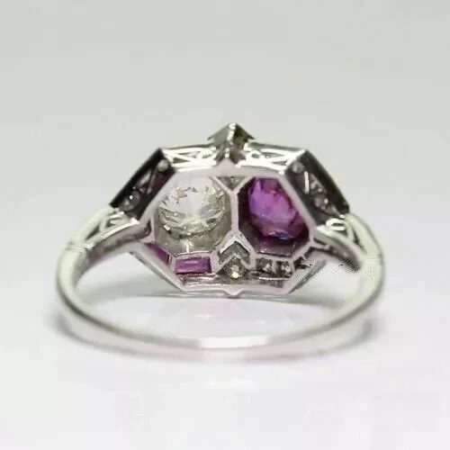 Anillo de compromiso estilo Art Deco creado en laboratorio con diamantes y rubíes acabado oro blanco de 14K Foto 4 de 4