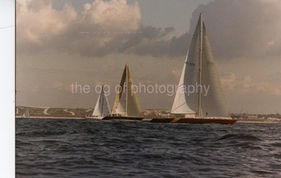 VINTAGE FOUND VINTAGE SAILING PHOTO Color ORIGINAL Snapshot SAILBOATS 63 LA 80 C
