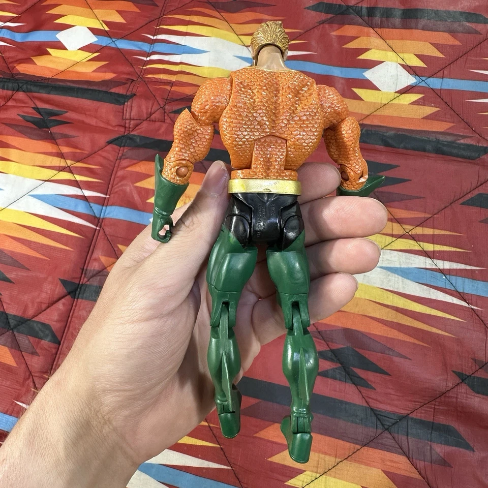 Mattel DC Universe Classics AQUAMAN King of Atlantis Wave 2 Figura 2 Suelta 6.5” Foto 3 de 4