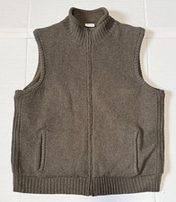 PENDLETON - Men's 100 Shetland Wool Fleece Lined Reversible Zip Vest - Medium