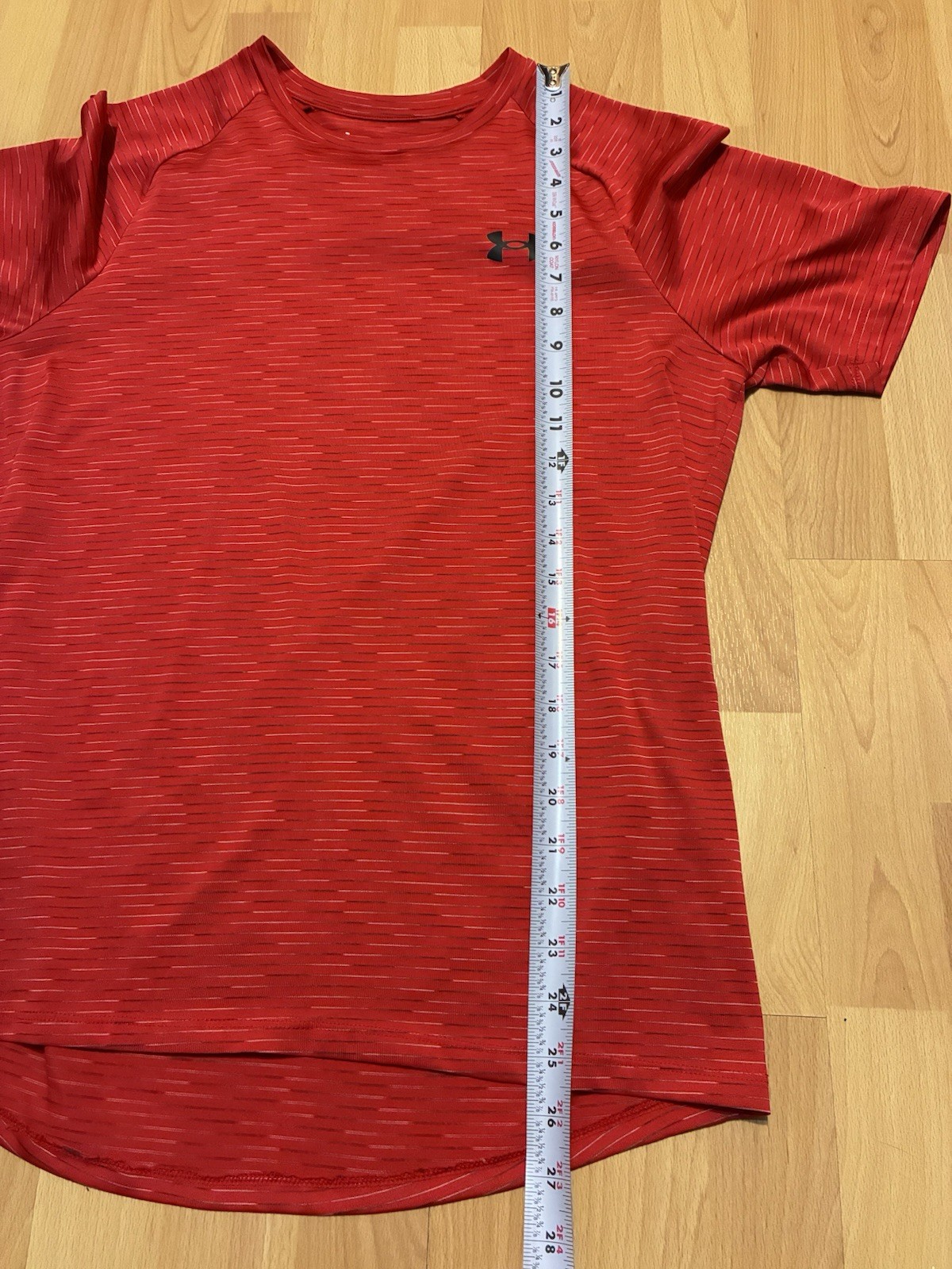 Under Armour Red Small Exercise Workout Tech Tee … - image 3