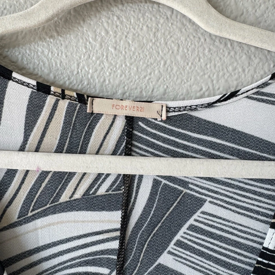 Vestido Forever 21 Vintage Talla Mediana Dobladillo Asimétrico Abstracto Años 90 Y2K Hecho en EE. UU. Foto 4 de 4