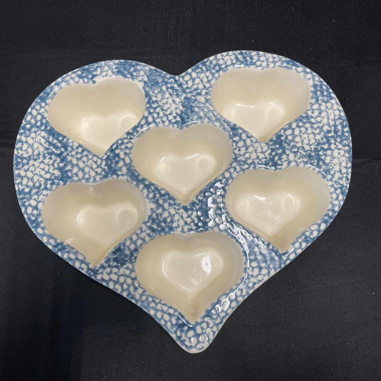 VTG Heart Shaped Spongeware Stoneware Muffin Cupcake Baking Dish 12" Country