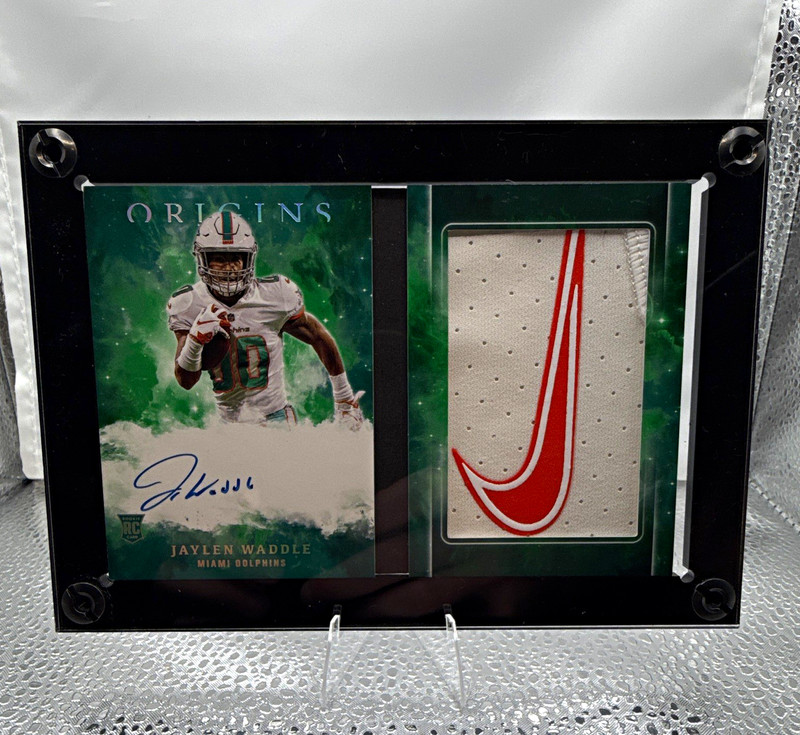 Panini 2021 Origins Jaylen Waddle RBA-JW Rookie Booklet Auto Patch Gloves /2