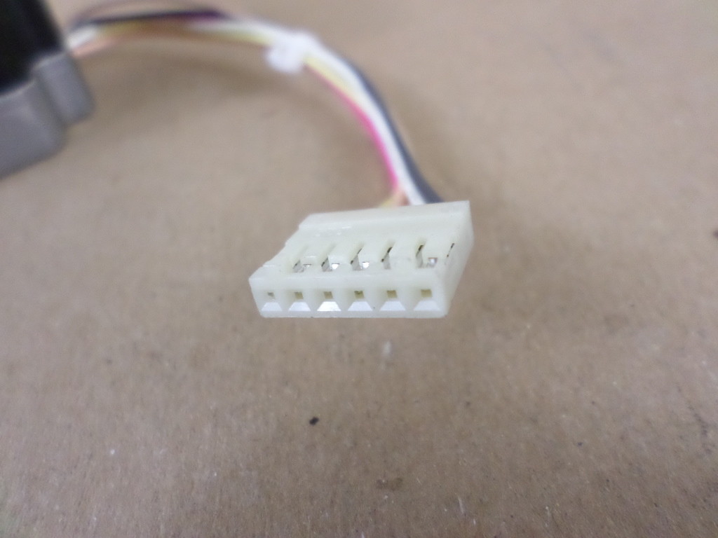 Shinano Kenshi FH6-1895 STP-58D219-01 1.7V 0.85A DC Stepper