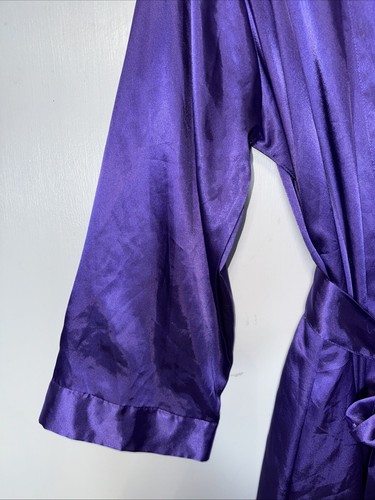 Morgan Taylor Intimates Women L/XL Satin Self-Belt Robe Purple Regal Beautiful - Picture 3 of 6