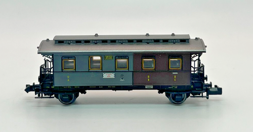 N Fleischmann 2532 Red And Grey Passenger Car No Box - Picture 4 of 7
