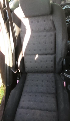 SIEGE  ARRIERE DROIT  PEUGEOT 307 SW - Photo 1/2