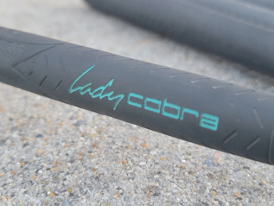 lady cobra iron set  AWSOME CONDITION  - Image 3 of 4