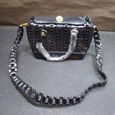 Black Faux Leather Chain Link Pattern 8" x 11" x 5" Shoulder Handbag Purse