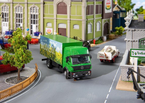 Faller 161436 Spur H0 1/87 Lkw Mb Sk Biodiesel (Herpa)-image