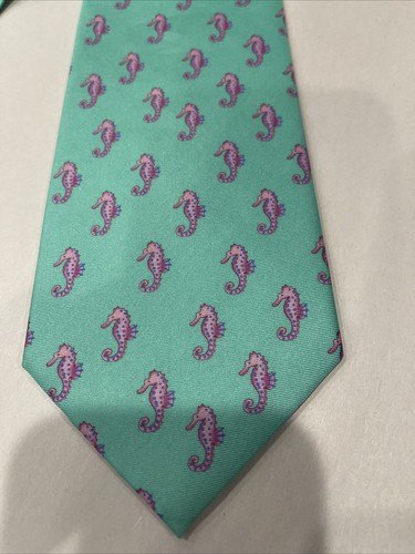 Alynn Coral Blue Tie With Pink Seahorses, 60" Long 3.5 W Novelty, Marine Life - Picture 2 of 7