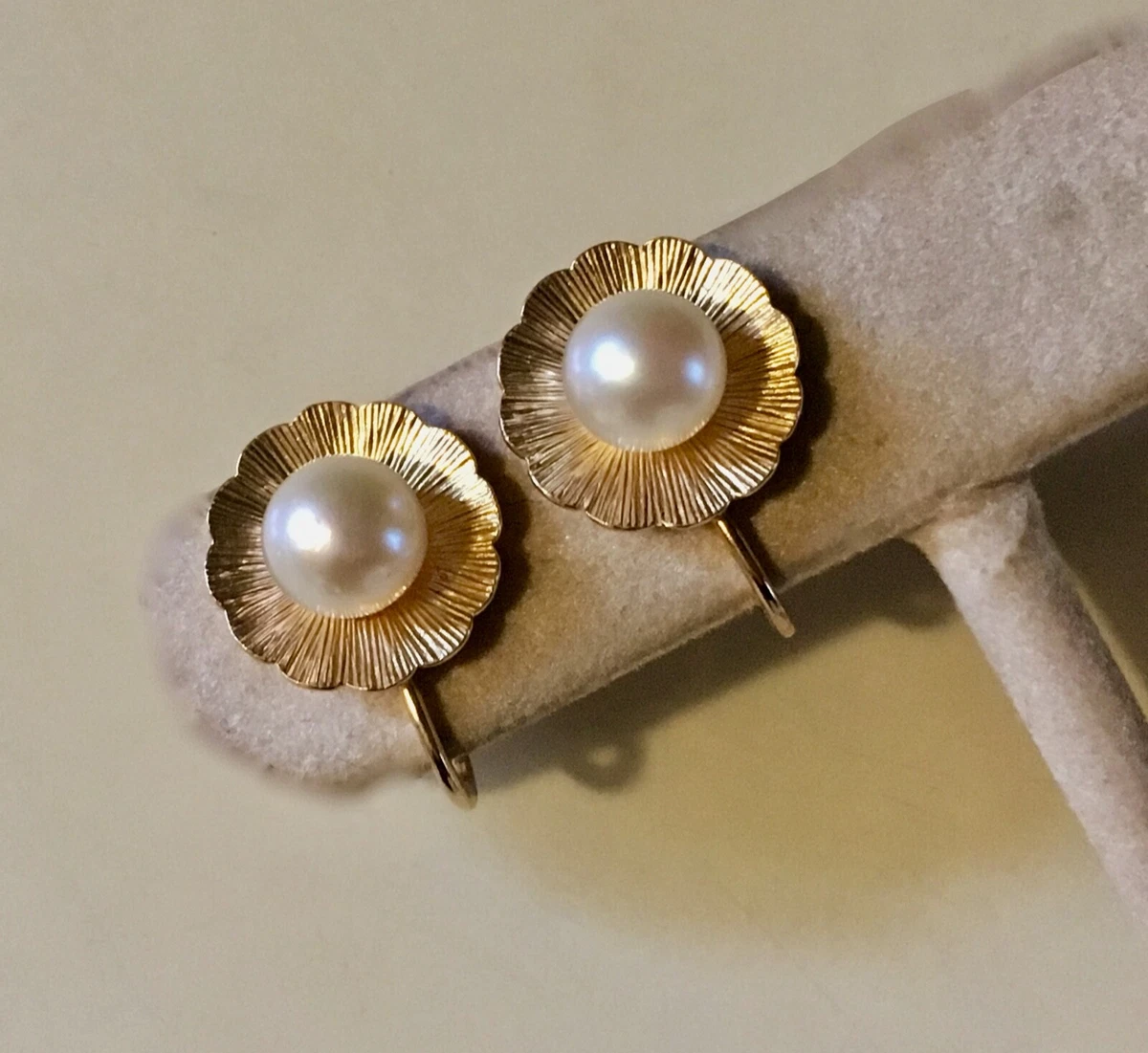 Estate pearl earrings deals