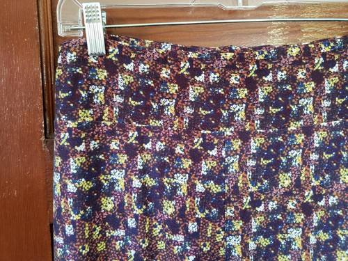 NEW LULAROE Women's TC Tall Curvy Blue White Gold Red Polyester Spandex Leggings - Picture 4 of 6