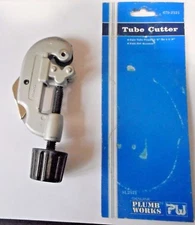 PLUMB WORKS TUBE CUTTER;  1/8" - 1-1/8" TUBES; FOLD OUT REAMER; SL2121/679-2121