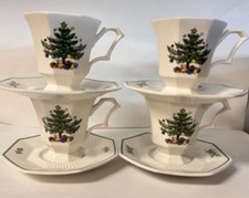 Set of 4 Vintage Nikko Classic Collection Footed Coffee/Tea Cups Saucers Japan