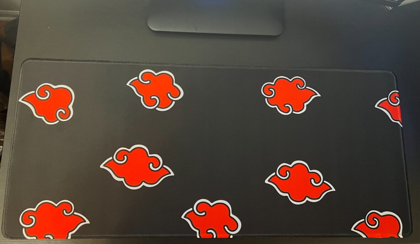 Mousepad Gamer 90x55 - Tema Nuvens Akatsuki