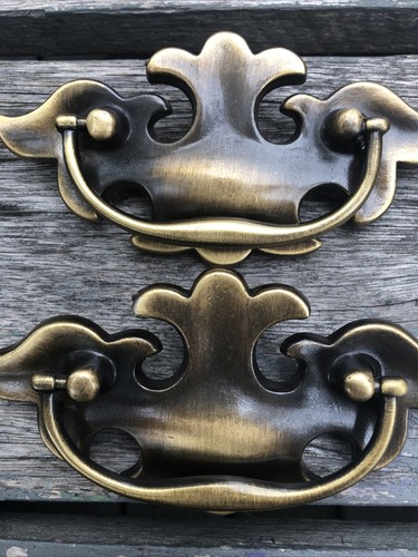 6 Vintage Bail Drawer Pulls Lot Brass Color 3” Chippendale Style New Wing Batman - Picture 2 of 6