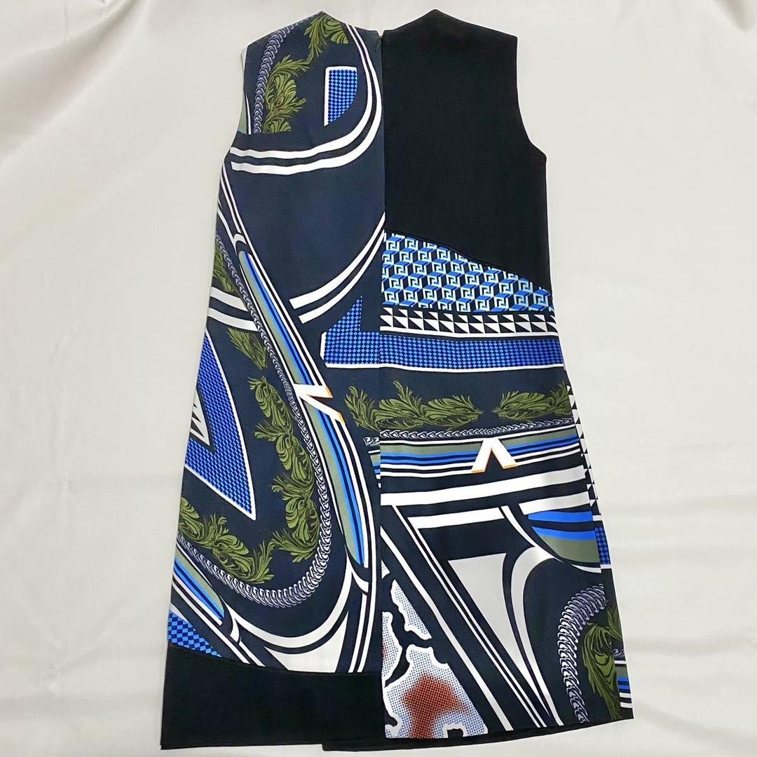 USED VERSACE PRINT DRESS #38, RETAIL PRICE OVER ﾂ･200,000 GOOD thumbnail 2