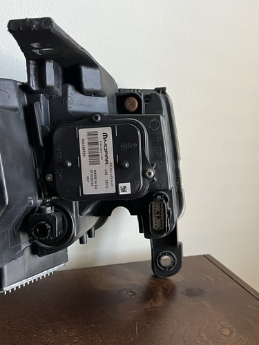 Jeep Grand Cherokee 2014 2015 2016 OEM Headlight HID Xenon Left Driver MOPAR - Picture 7 of 10