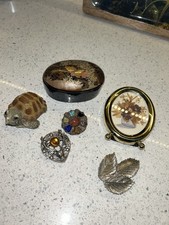 Bundle Vintage Items Japanese Otagiri Box Stone Critter Littles Miracle Brooch
