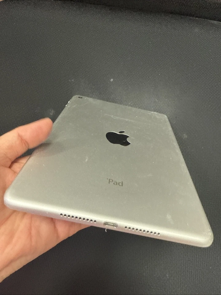 Apple iPad Mini 4-го поколения Wi-Fi 128 ГБ серебристый - Изображение 4 из 4