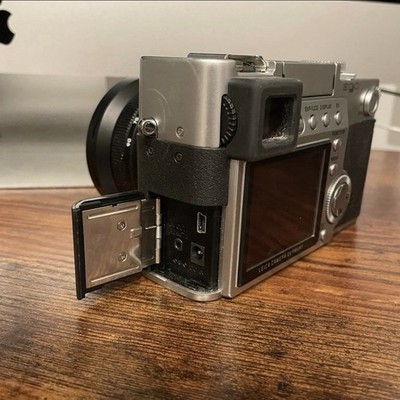 Leica Digilux 2 Digital Camera | eBay