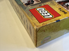 LEGO The Battle of Helms Deep - damaged box