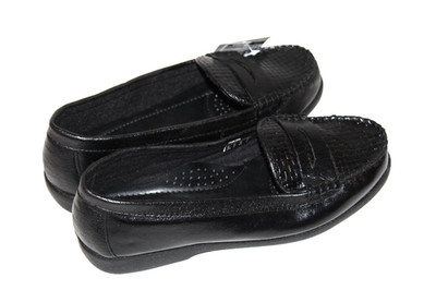 Basic Editions Women's Galatia Black Leather Loafers Slip-on Shoes 6.5M