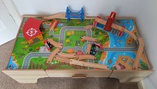 Smyths 165451 Squirrel Play Wooden Train Set Table