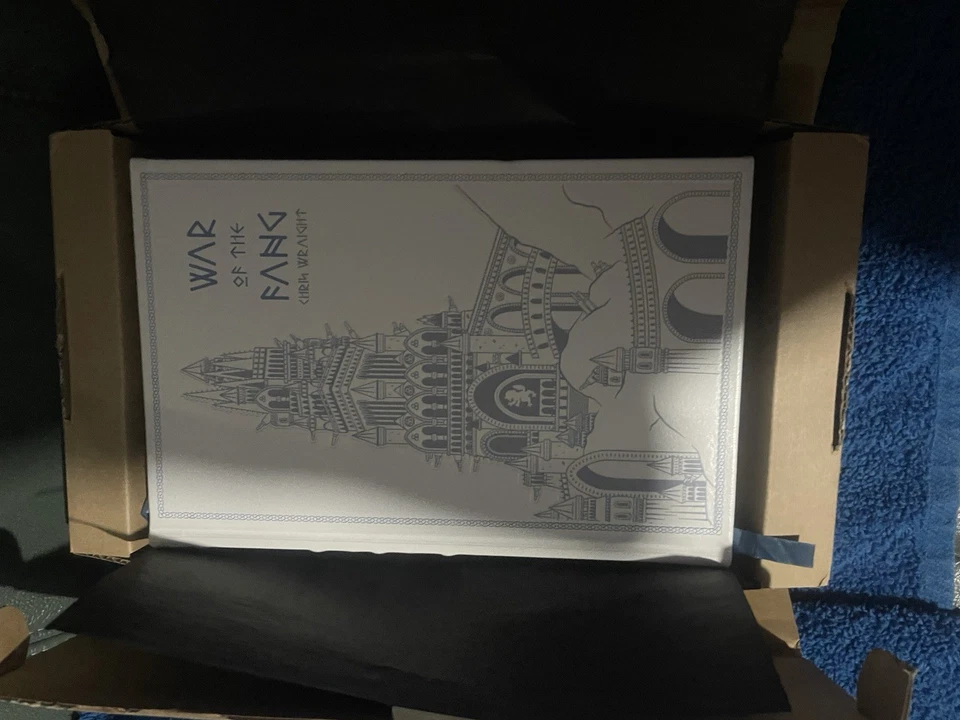 War Of The Fang Limited Edition Warhammer 40K Chris Wraight Black Library - Изображение 2 из 3